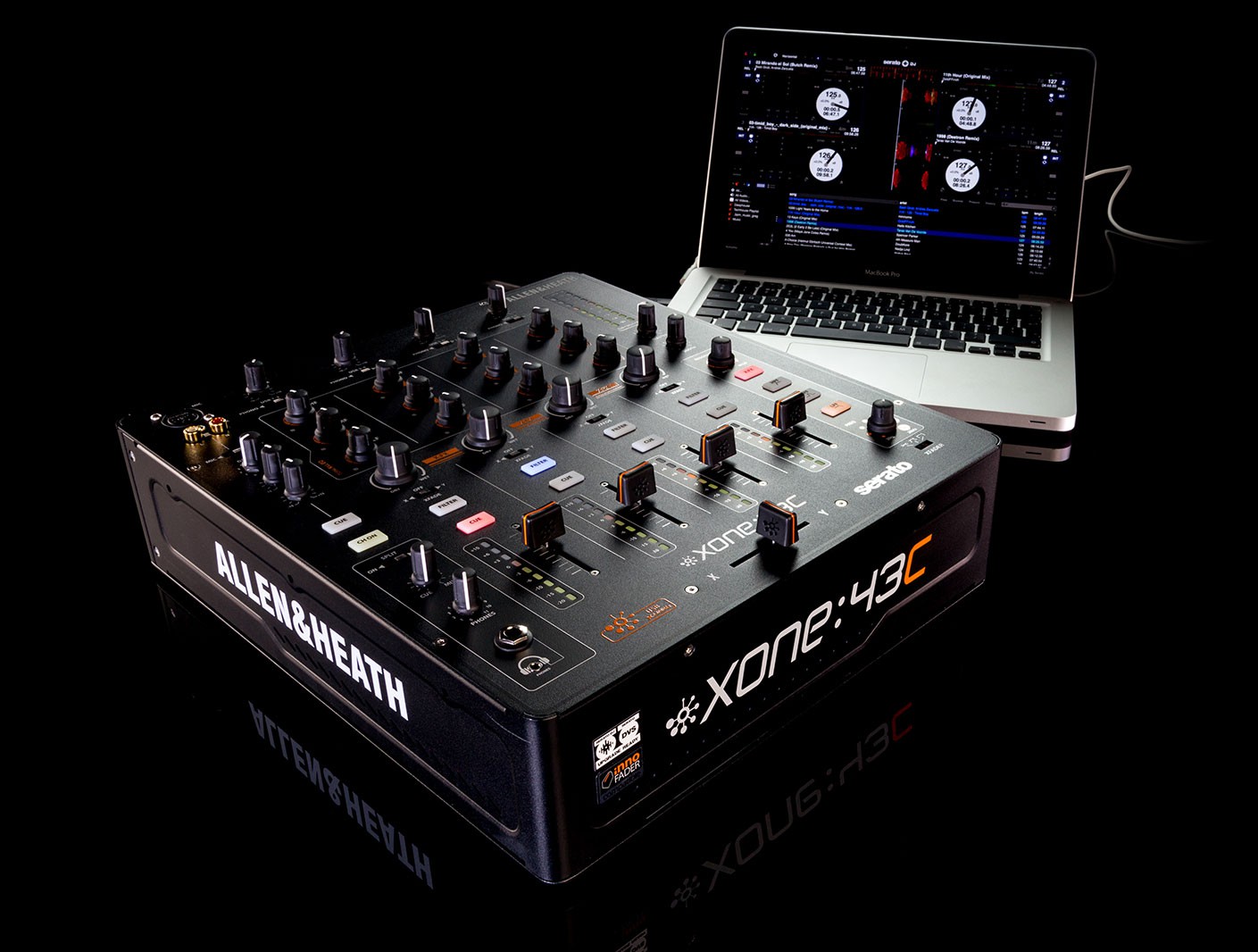 Allen & Heath Xone 43C 4 Canaux + Carte Son Intégré