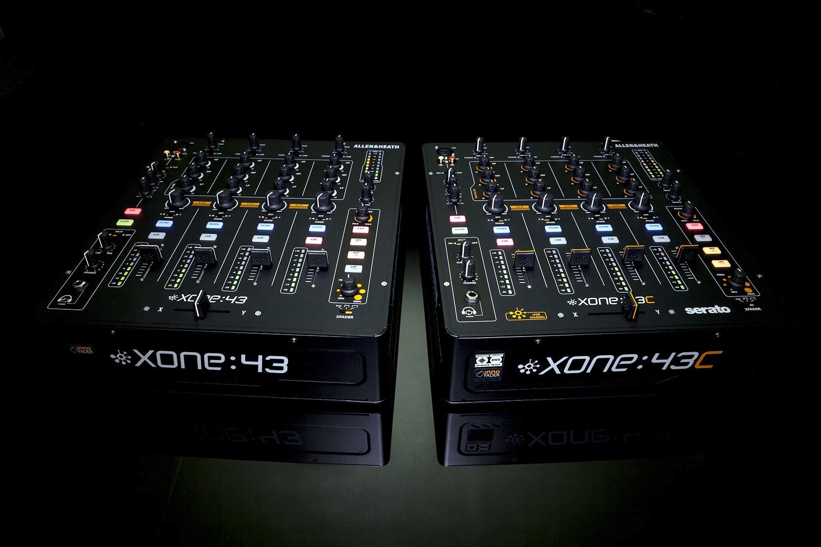 Allen & Heath Xone 43C 4 Canaux + Carte Son Intégré