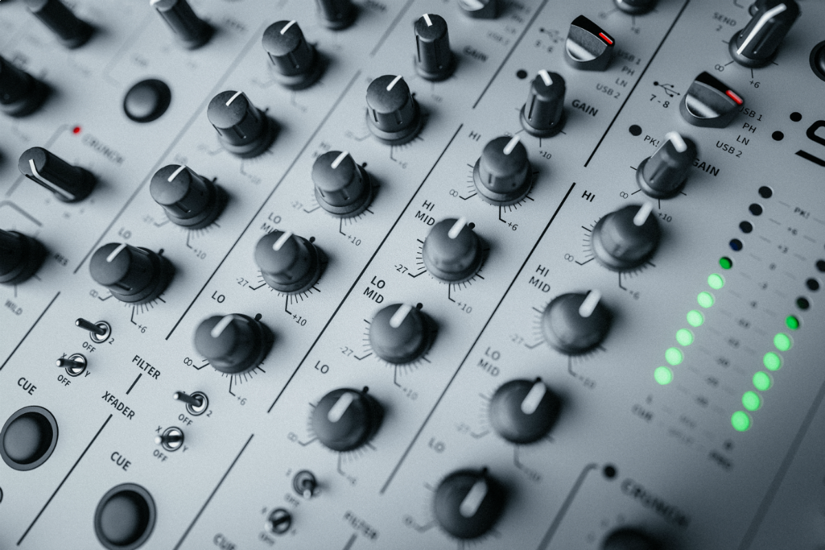 Allen & Heath XONE 96 Console de mixage DJ 6 Entrées Stéréo + 2 Entrées Micros