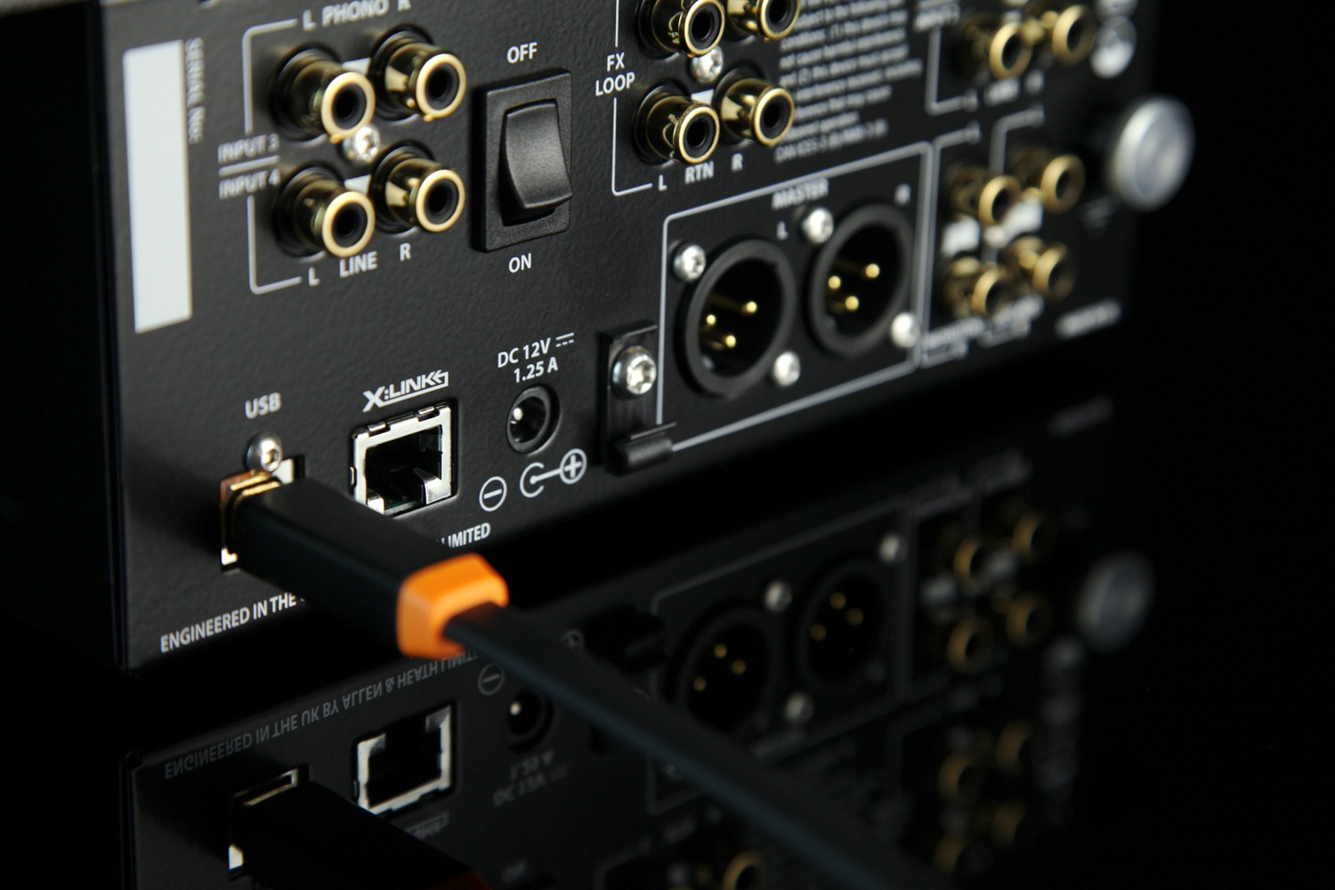 Allen & Heath Xone 23C 4 Canaux & Carte Son Intégré