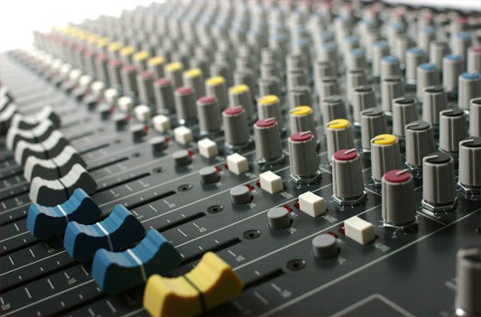 Allen & Heath ZED-22FX Console de Mixage Polyvalente