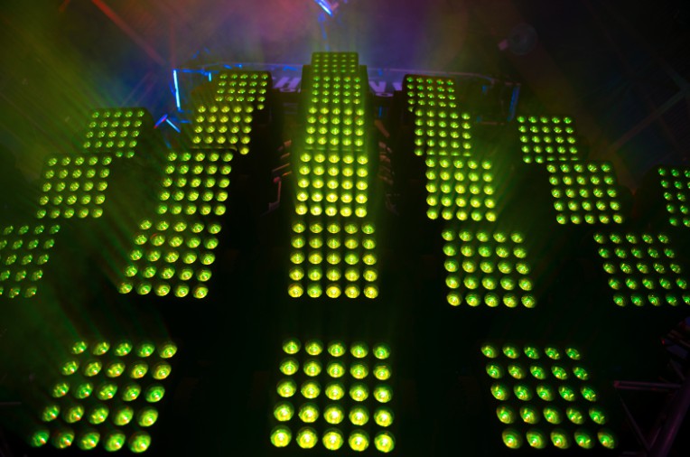 CHAUVET Next™ NXT-1 Panneau à Leds Pivotant 
