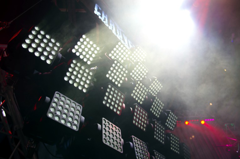 CHAUVET Next™ NXT-1 Panneau à Leds Pivotant 