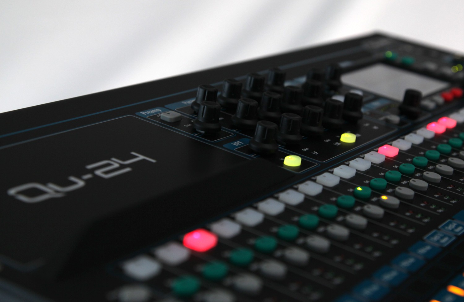 Allen & Heath QU-24