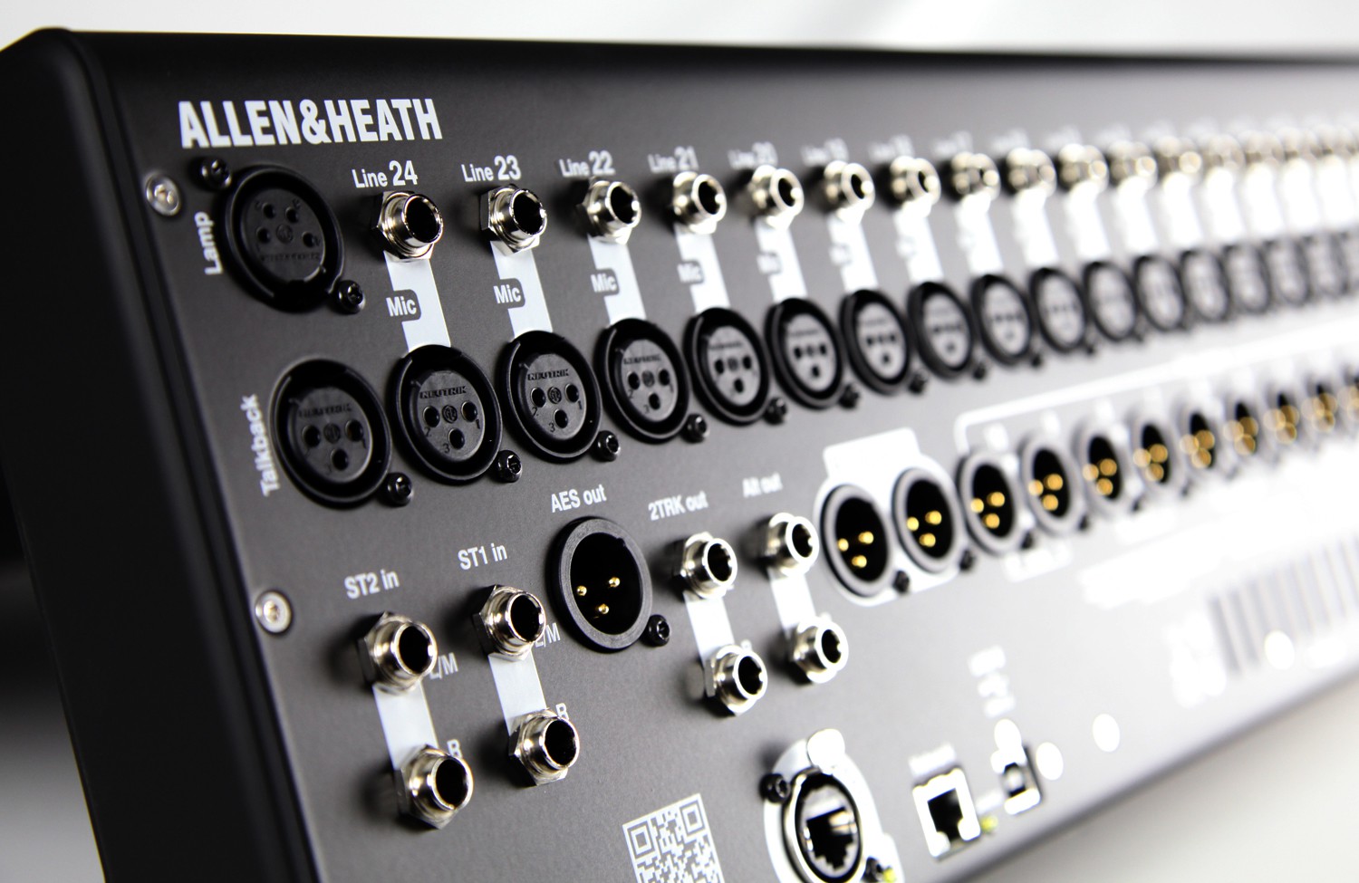 Allen & Heath QU-24