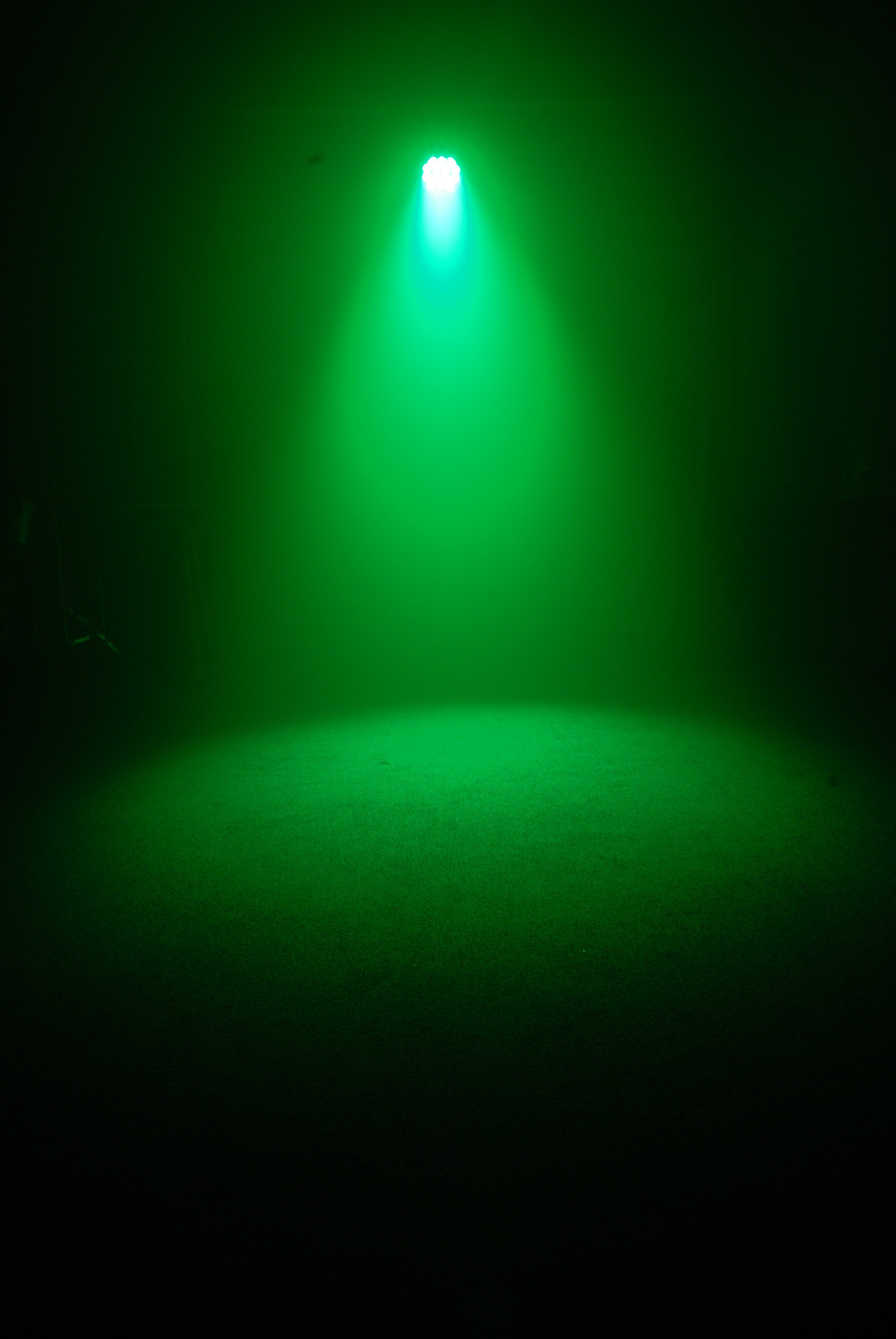 CHAUVET COLORado™ 2-Quad Zoom Tour RGBW 14x15W