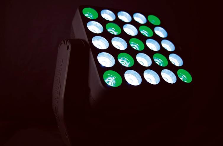 CHAUVET Next™ NXT-1 Panneau à Leds Pivotant 