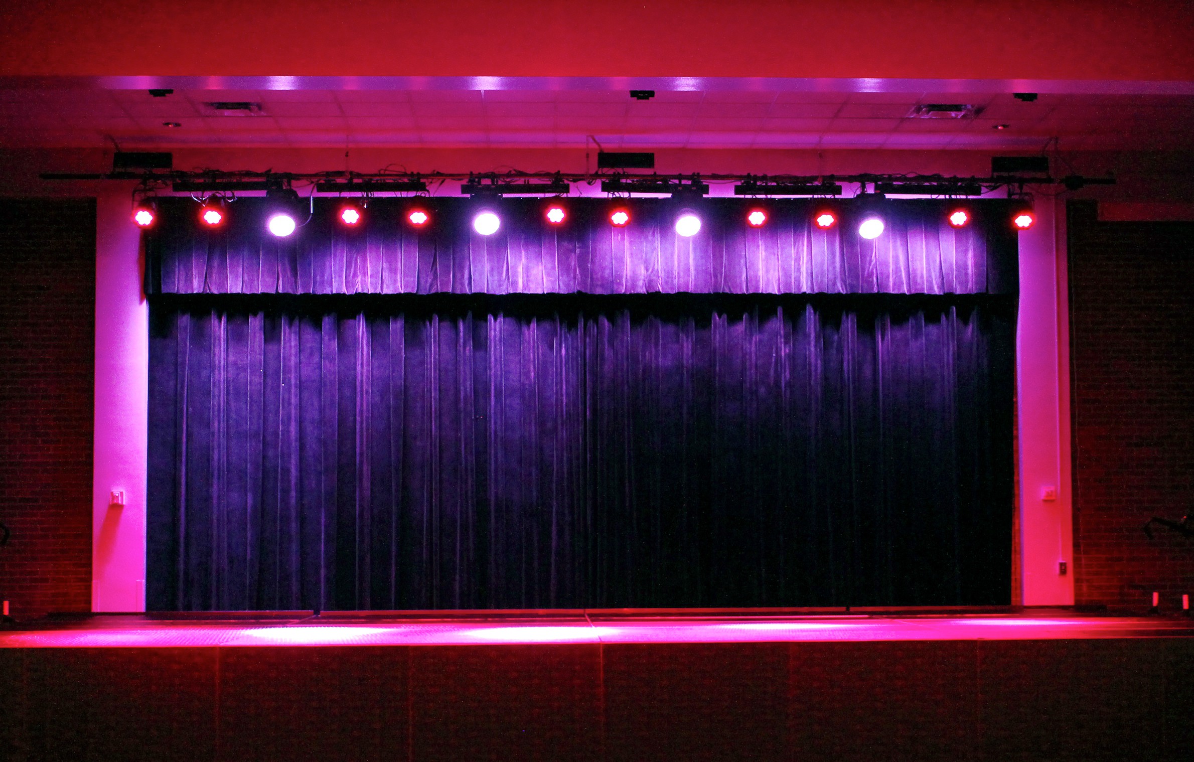 CHAUVET COLORado™ 1-Quad Tour LED RGBW 7x10W