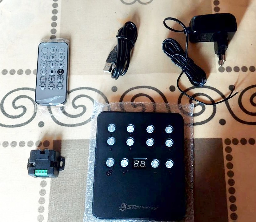 STARWAY E-BOARD SLIM 512 Boitier de Gestion DMX lié au Logiciel E-Soft