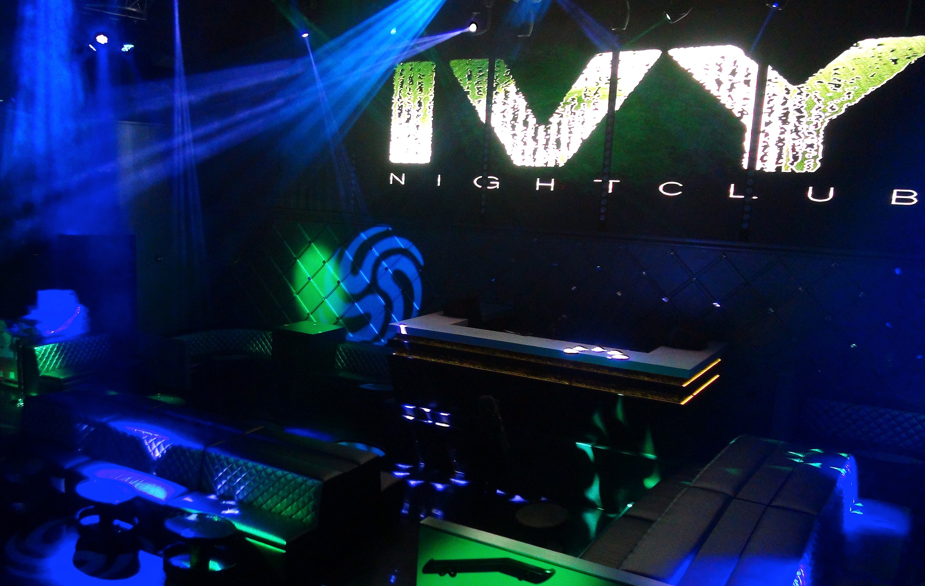 CHAUVET Rogue™ R1 Lyre Beam LED 132W  