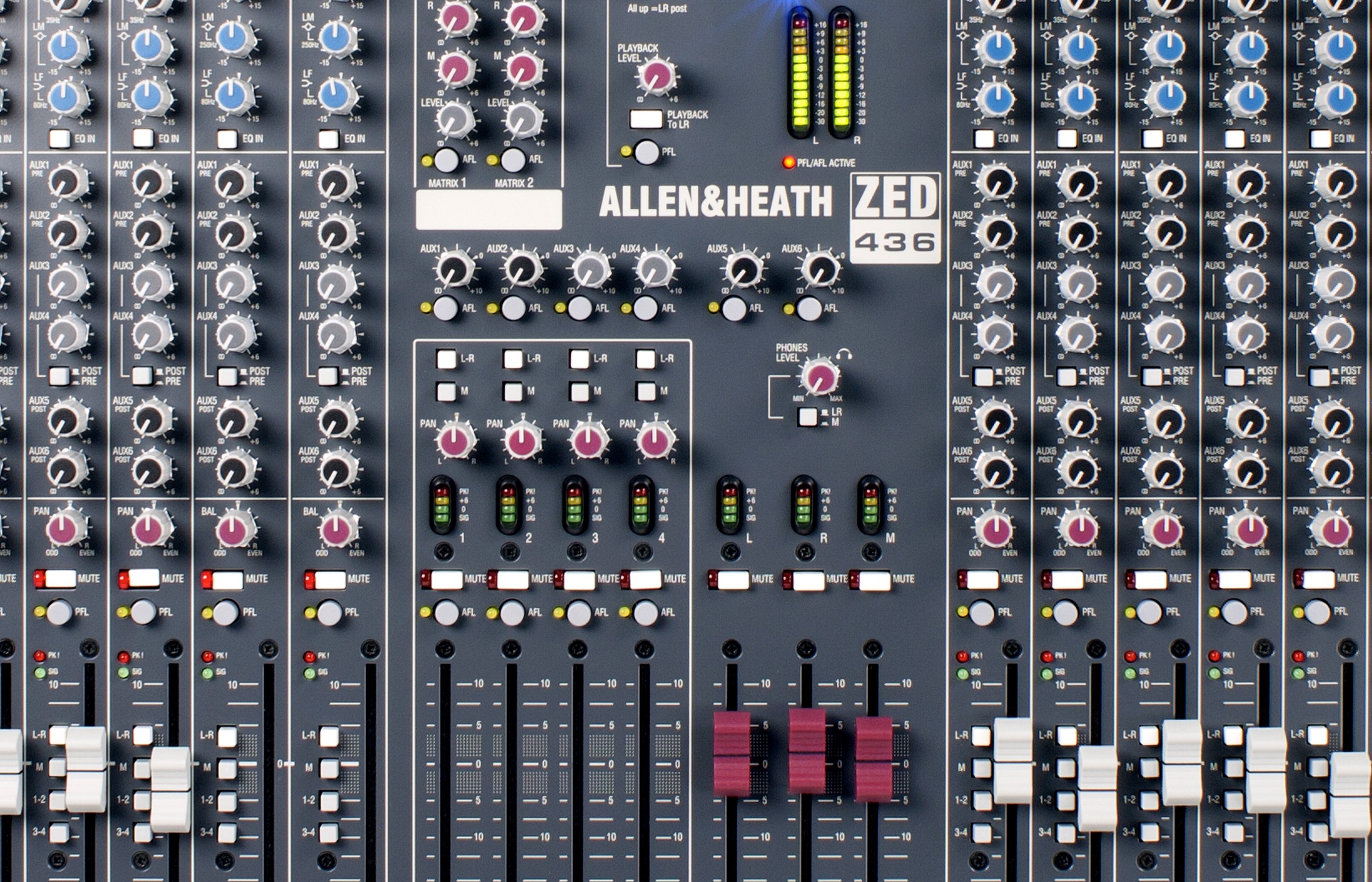 Allen & Heath ZED-436 Console de Mixage 4 Bus 32 Entrées