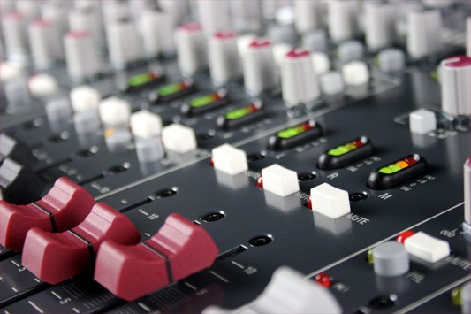 Allen & Heath ZED-436 Console de Mixage 4 Bus 32 Entrées