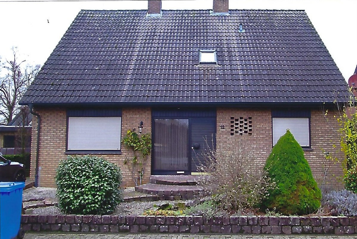 Außenansicht vorne — Garage in Ahaus, Wiesengrund 12