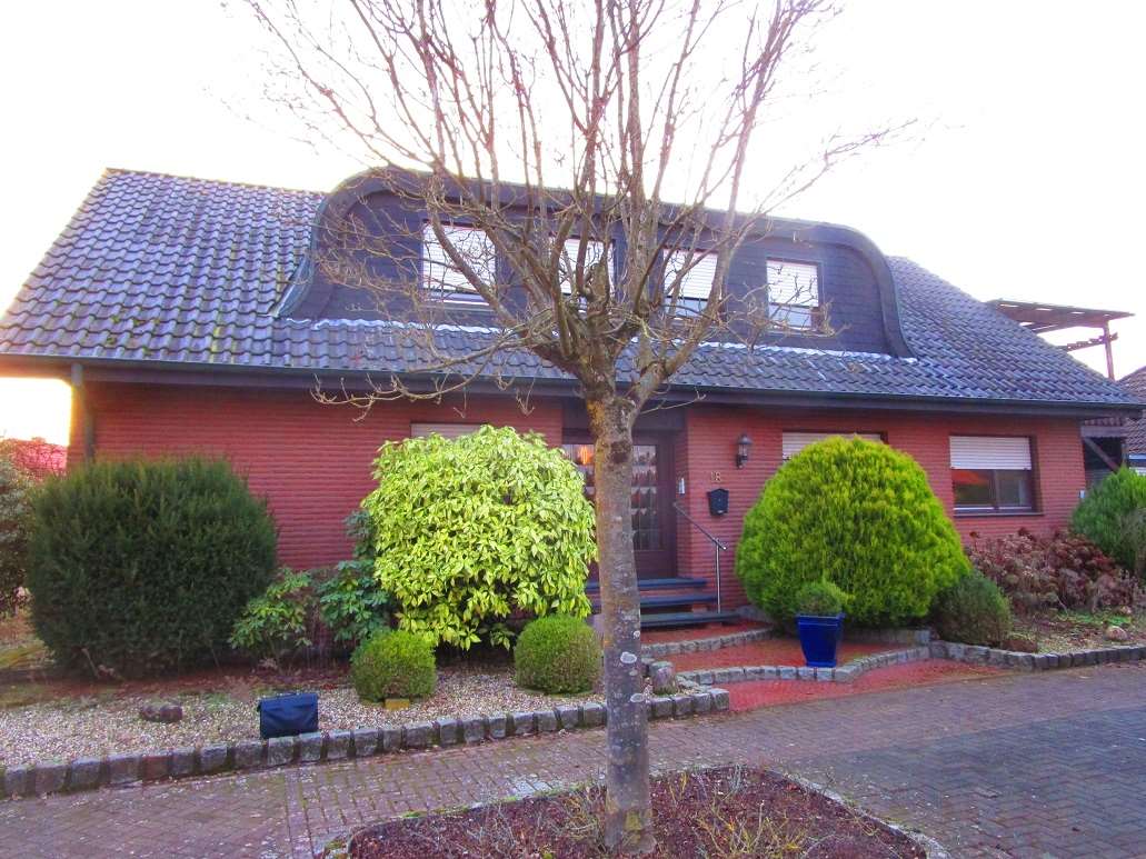 Außenansicht vorne — Einfamilienhaus in Ahausaus datenschutzrechtlichen Gründen, Kolpingstraße 18