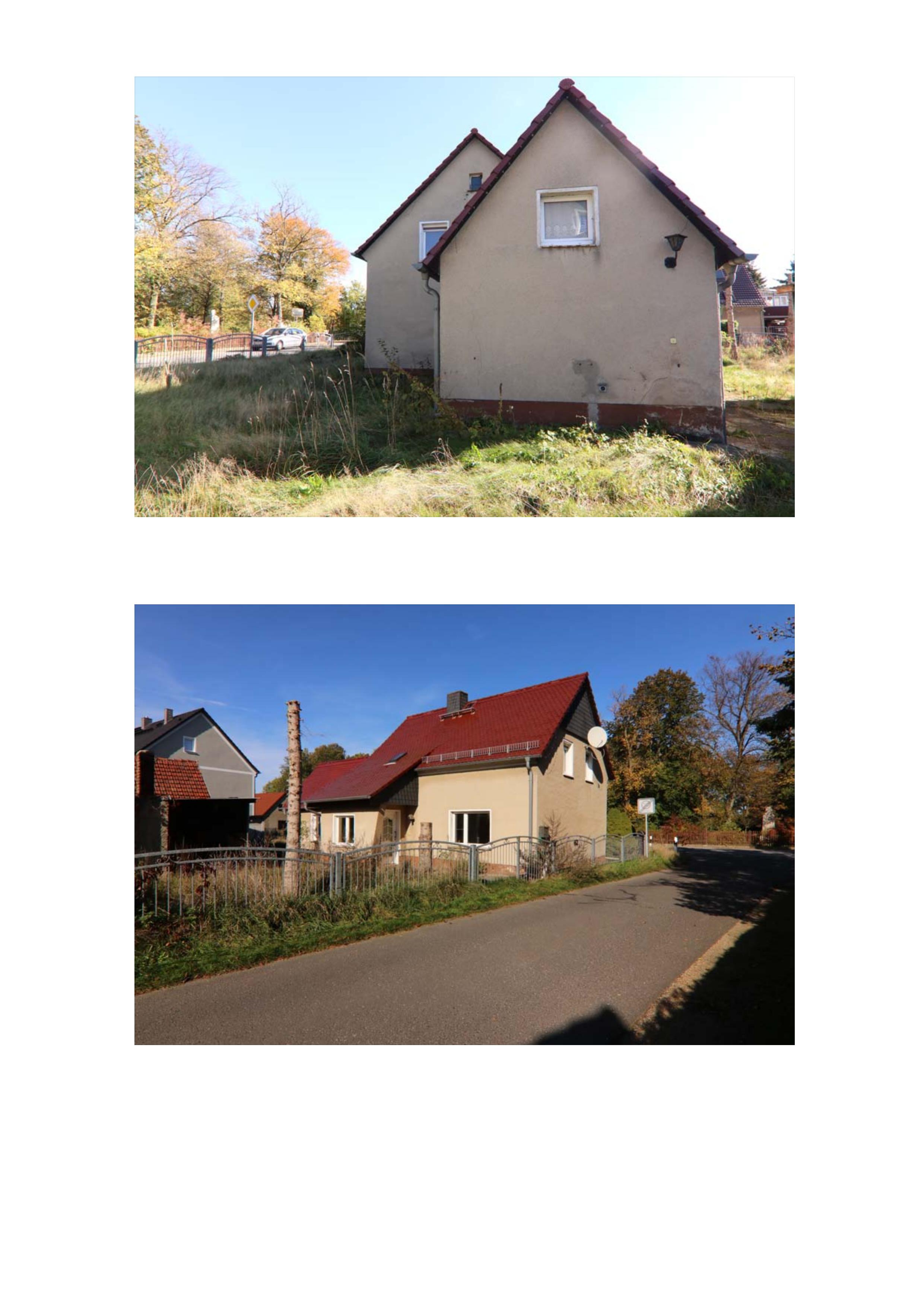 Zweistöckiges Haus mit beigefarbener Fassade und rotem Satteldach, Seitenansicht mit Grünfläche und Bäumen im Hintergrund, Görlitzer Landstraße 62, Rothenburg/O.L