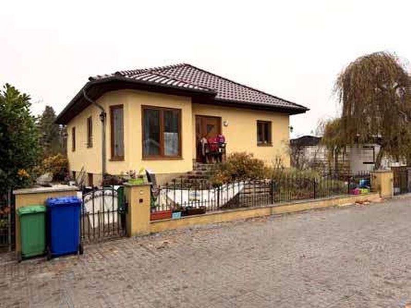 Sonstiges — Einfamilienhaus in Schönefeld