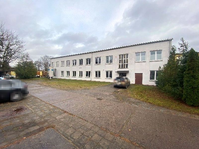 Sonstiges — Gewerblich genutztes Grundstück in Rathenow