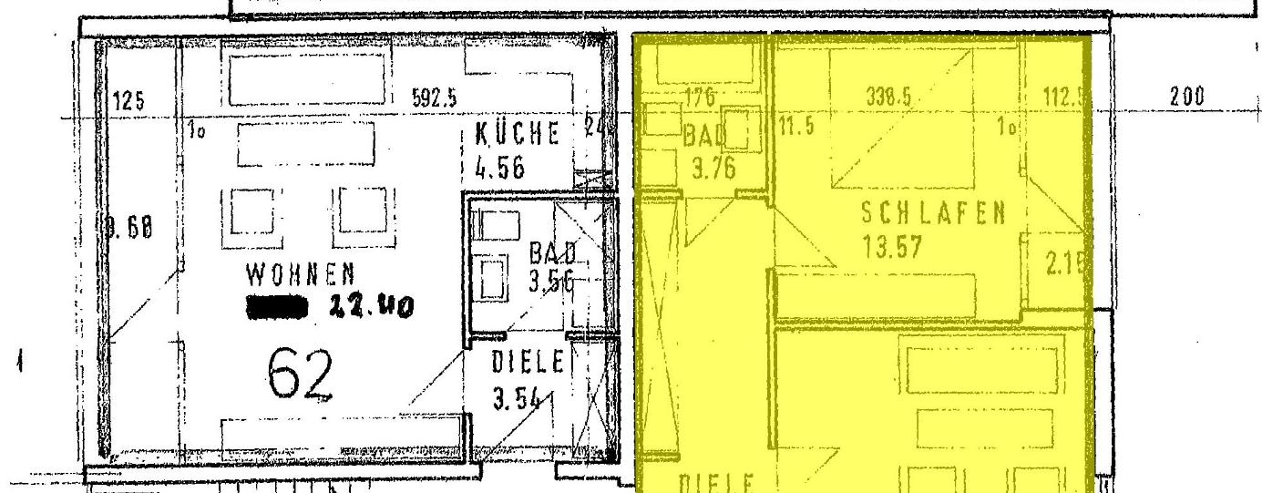 Grundriss einer Eigentumswohnung mit Wohnbereich, Küche, Bad, Schlafzimmer und Diele, inklusive Maßangaben und Flächeninhalten