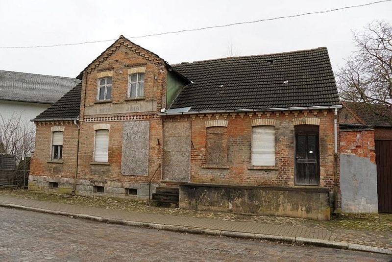 Sonstiges — Wohn-/Geschäftshaus in Oschersleben OT Hornhausen