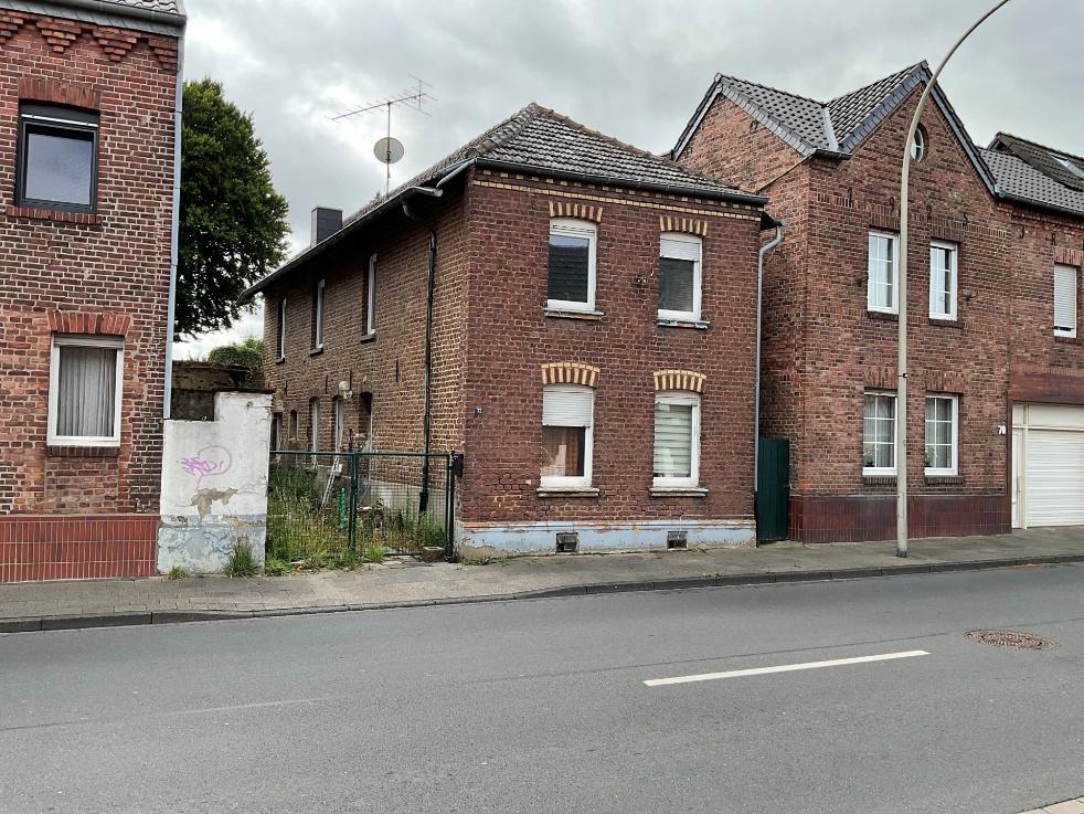 Außenansicht vorne — Einfamilienhaus in Übach-Palenberg, Heerlener Straße 72
