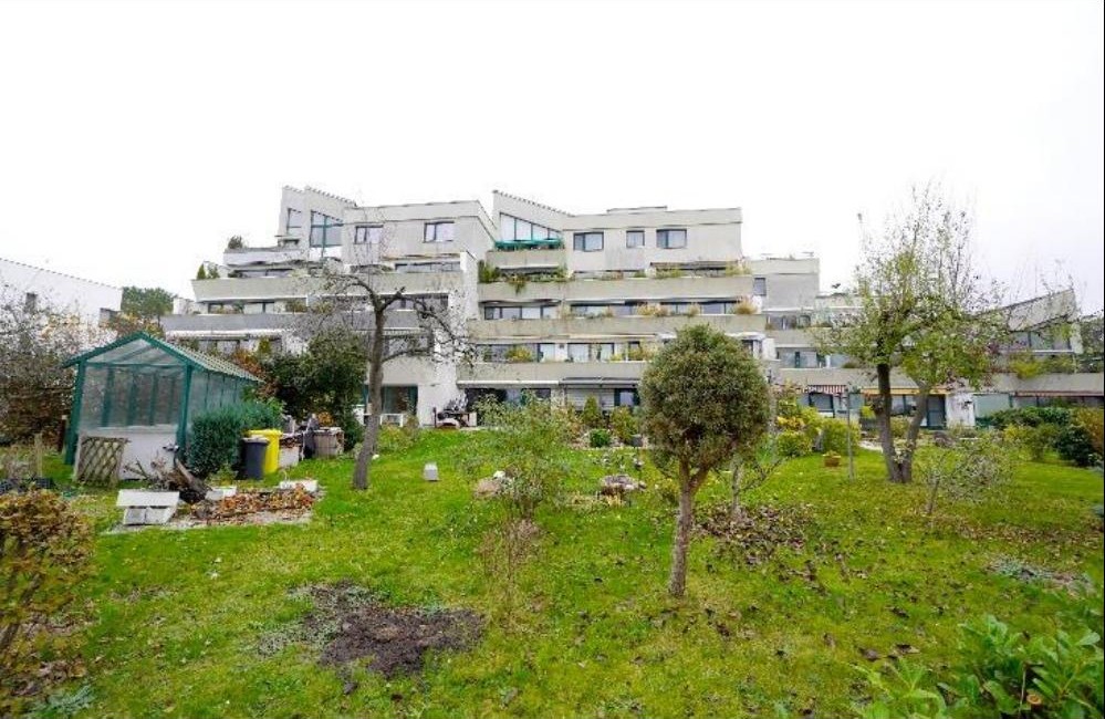 Sonstiges — Kfz-Stellplatz in Berlin-