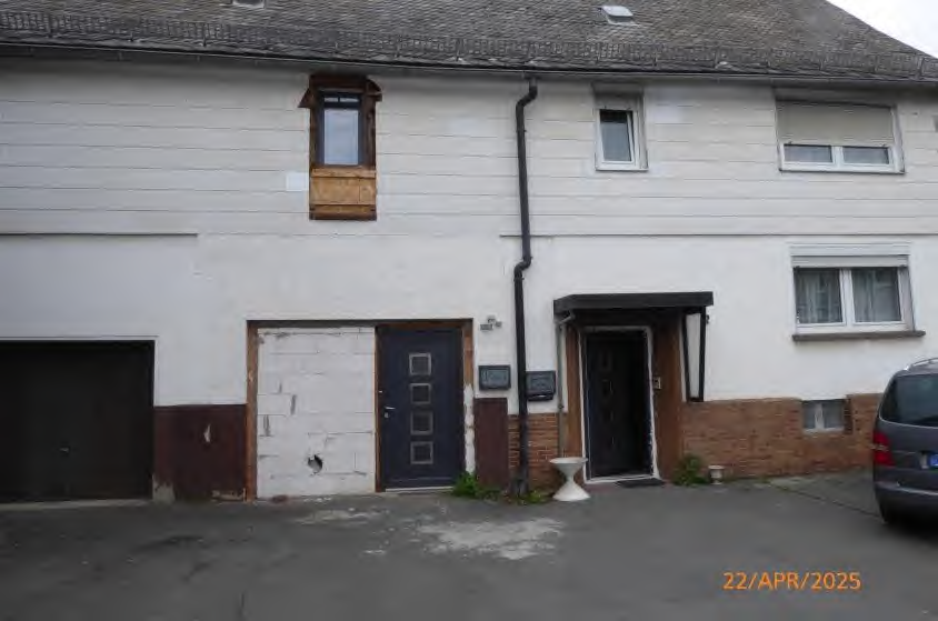 Außenansicht vorne — Einfamilienhaus in Allendorf, Riedweg 2