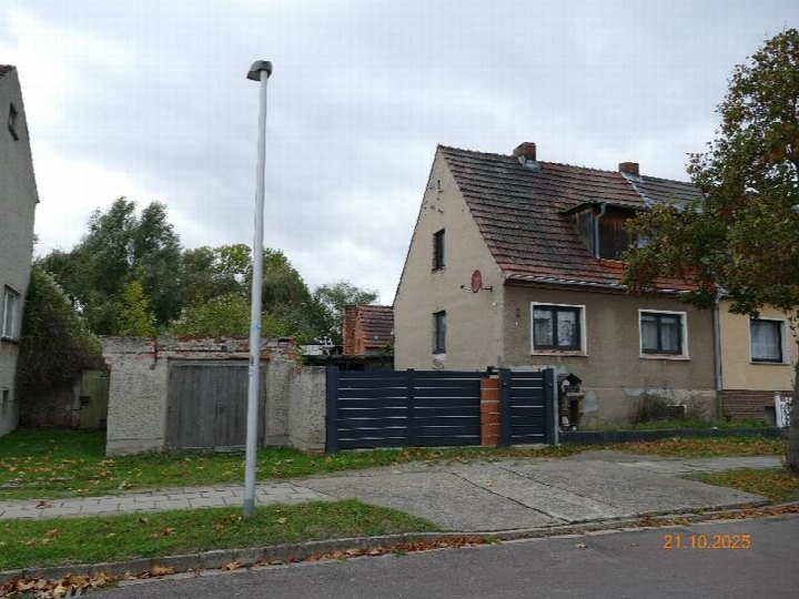 Außenansicht vorne — Doppelhaushälfte in Meseberg, Meseberg 3 797