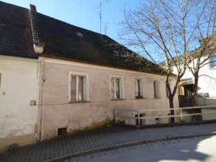 Seitenansicht — Mehrfamilienhaus in Sulzbach-Rosenberg Tag Ortstermin, Kugelplatz 6