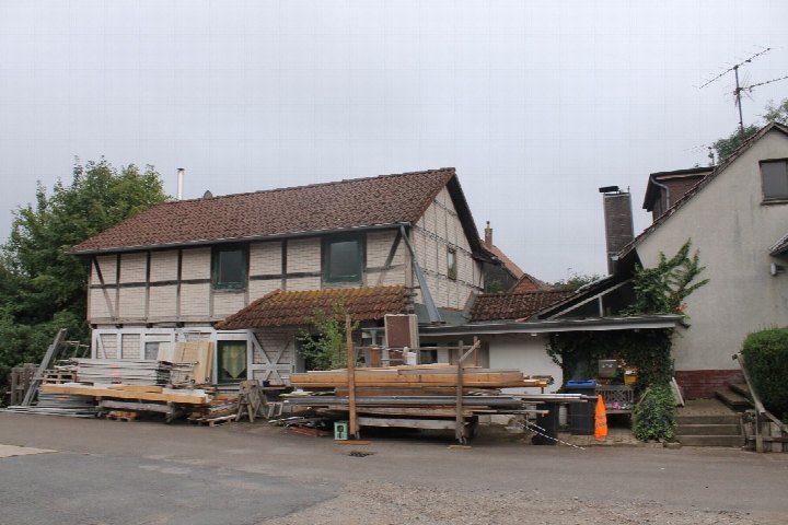 Seitenansicht — Eigentumswohnung (5 Zimmer oder mehr) in Hessisch Oldendorf Grundbuch, Ellerbachstraße 75