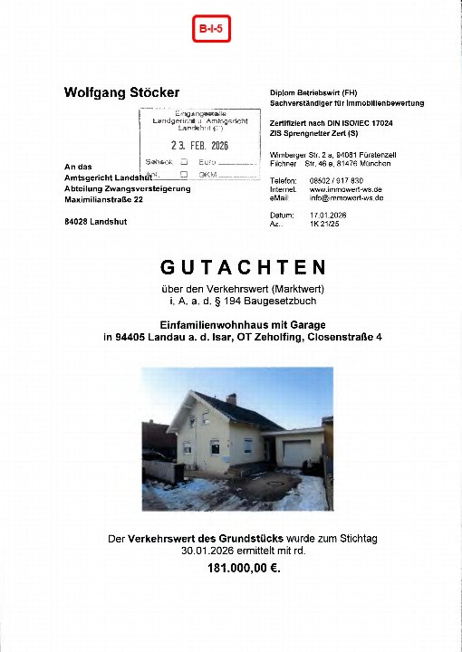 Dokumentenseite eines Gutachtens zur Zwangsversteigerung eines Einfamilienhauses mit Garage in 94405 Landau a.d. Isar, Closenstraße 4, mit eingefügtem Foto des Gebäudes