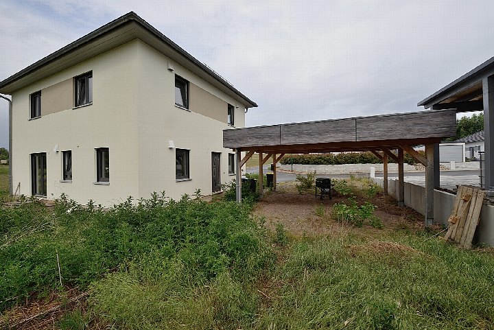 Sonstiges — Einfamilienhaus in Chemnitz