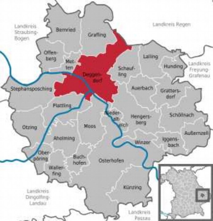 Lagekarte mit hervorgehobener Gemeinde Deggendorf und umliegenden Gemeinden im Landkreis Deggendorf, Bayern