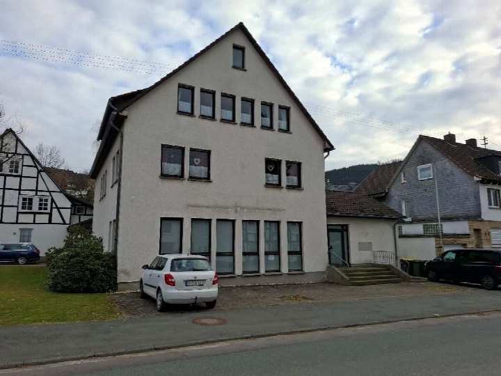 Außenansicht vorne — Unbekannt in Kirchhundem, Hauptstraße 14