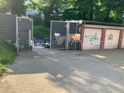 Garage/Stellplatz — Eigentumswohnung in Duisburg, Erlinghagenplatz 4, 4A, 4B, 5, 5A, 5B