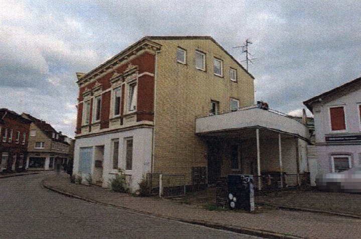 Außenansicht vorne — Zweifamilienhaus in Elmshorn, Friedenstr. 20