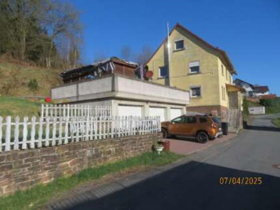 Sonstiges — Zweifamilienhaus in Michelstadt