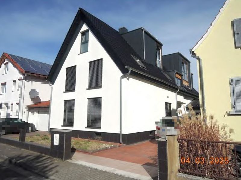 Außenansicht vorne — Garage in Mutterstadt, Ernst-Bohligstr. 31