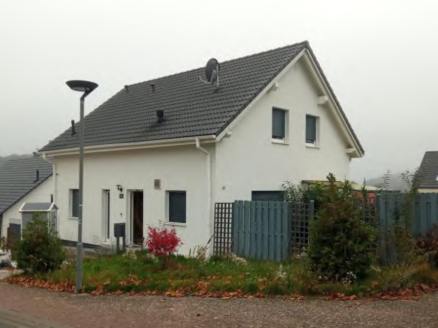 Außenansicht vorne — Einfamilienhaus in Schotten, Zum Eisenacker 15