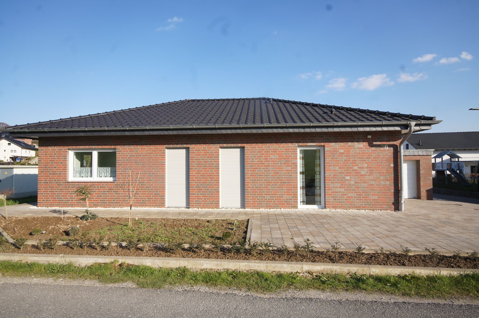 Außenansicht vorne — Einfamilienhaus in Altenbeken, Lünener Straße 66 a
