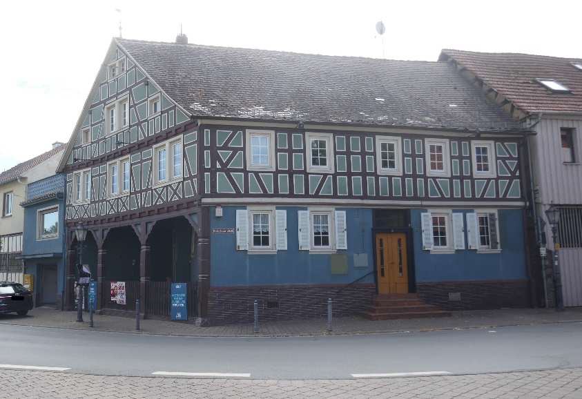 Außenansicht vorne — Wohn-/Geschäftshaus in Fränkisch-Crumbach, Rodensteiner Straße 2