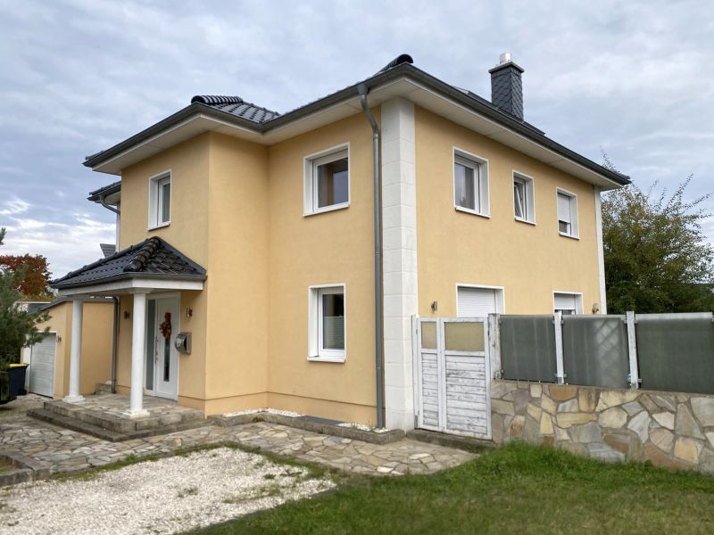 Außenansicht vorne — Einfamilienhaus in Lübeck, Finnlandring 27