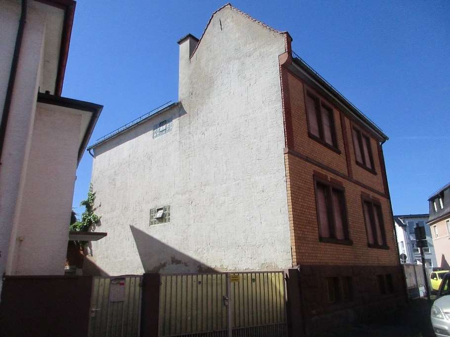 Seitenansicht — Zweifamilienhaus in Offenbach am Main, Innsbrucker Straße 1