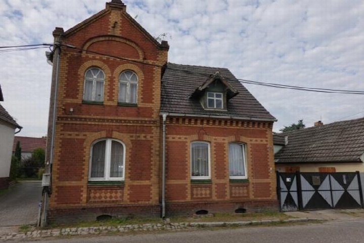 Außenansicht vorne — Land- und forstwirtschaftlich genutztes Grundstück in Vetschau/Spreewald, Carl-Blechen-Str. 6