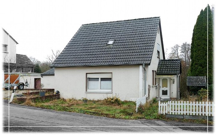Außenansicht vorne — Einfamilienhaus in Bad Oeynhausen, Am Hellberge 3
