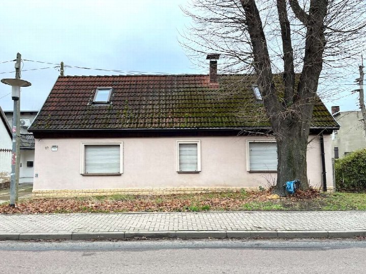 Textseite — Einfamilienhaus in Stadt Südliches Anhalt