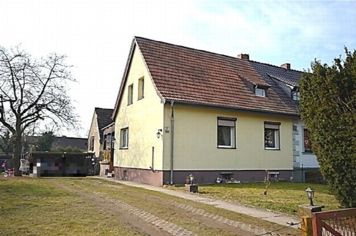Seitenansicht — Doppelhaushälfte in Liebenwalde, OT Neuholland, Straße der Jugend 4