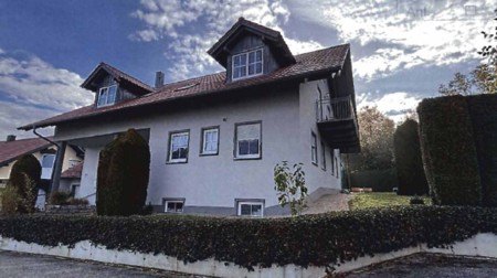 Außenansicht vorne — Garage in Rottenburg an der Laaber, Further Weg 27