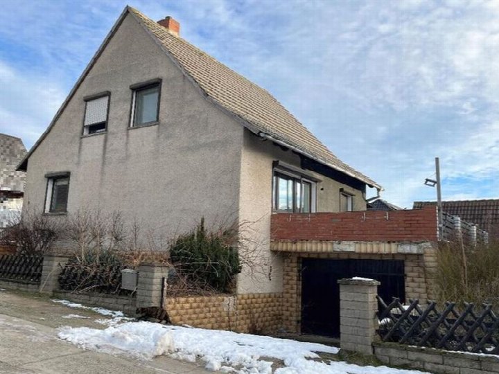 Außenansicht vorne — Einfamilienhaus in Oschersleben