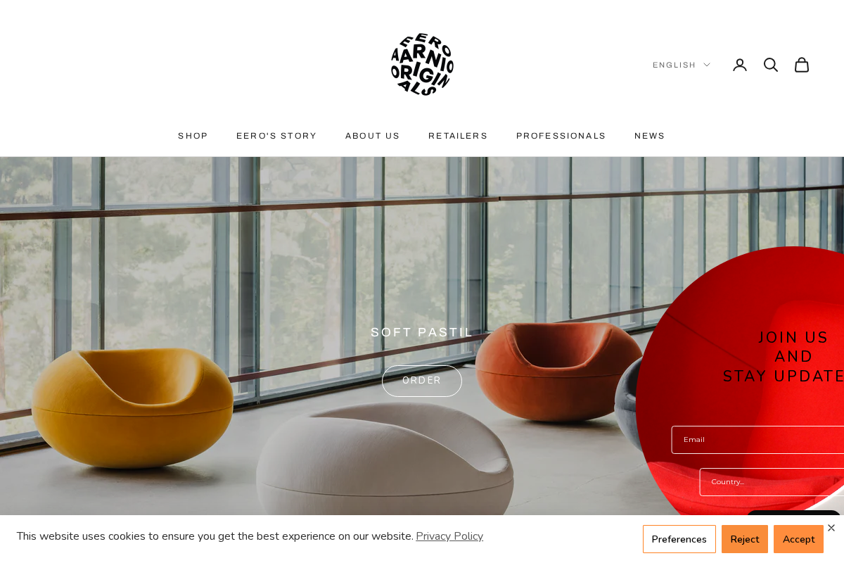 Eero Aarnio Originals homepage screenshot