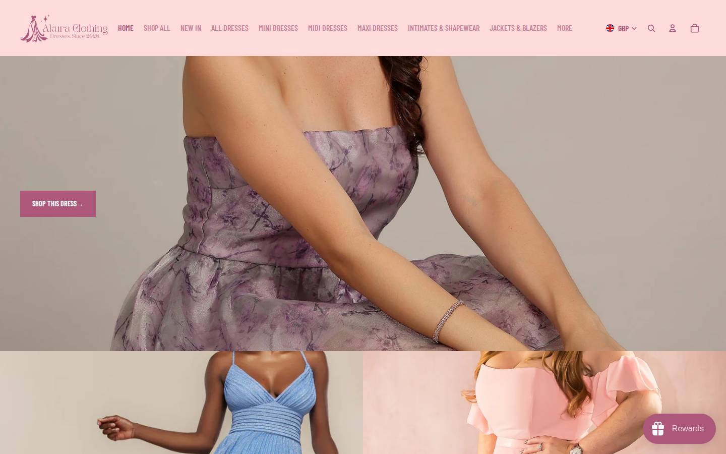 akuraclothing.com homepage screenshot